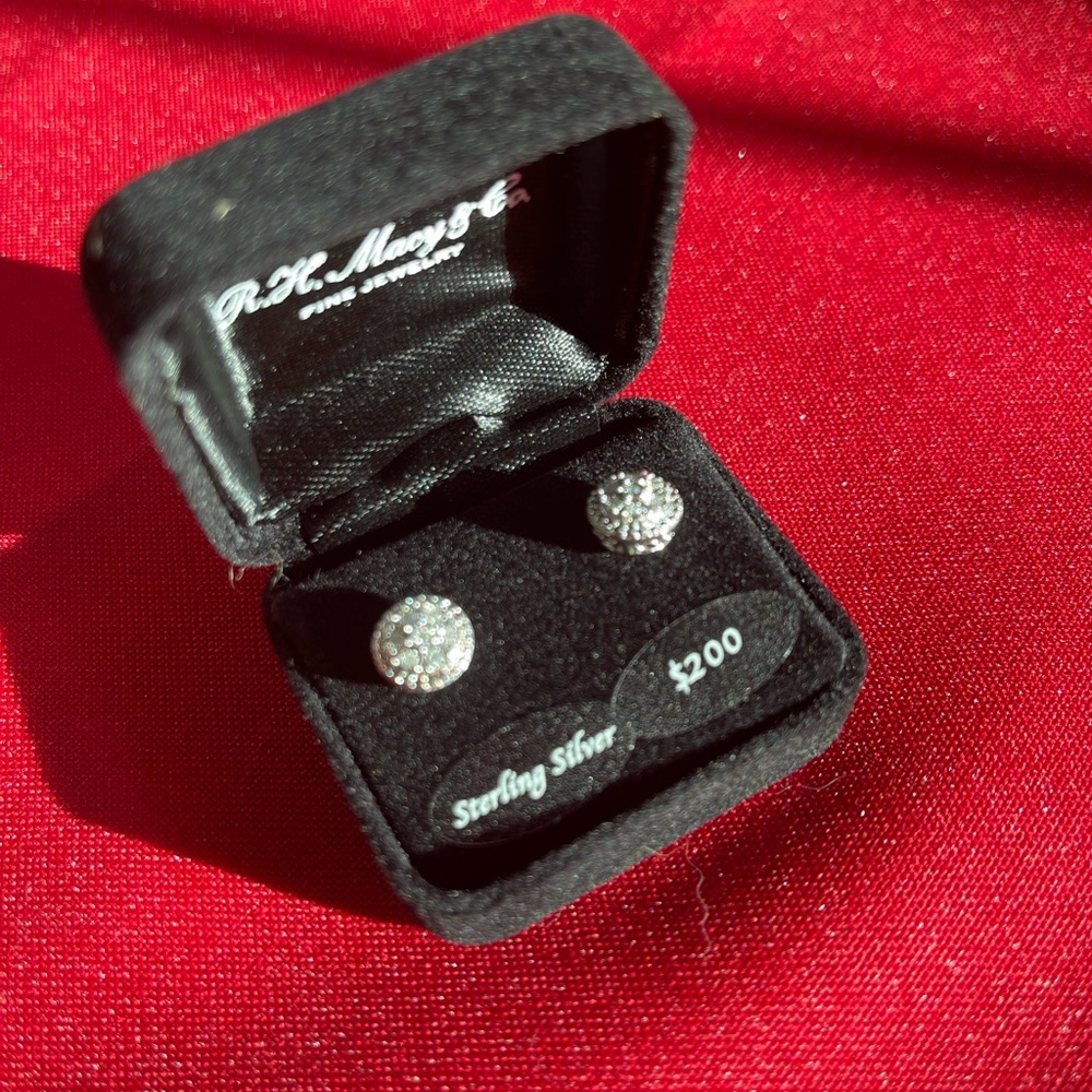Beautiful Sterling silver, CZ studs.